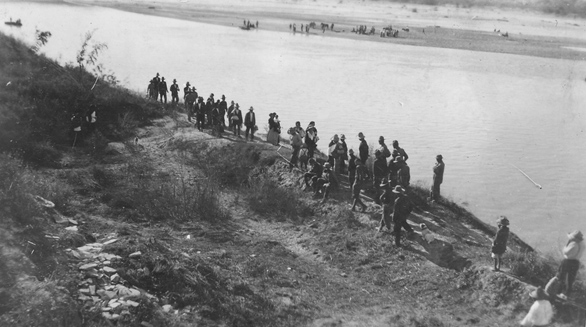 Texas Rangers, Soldiers and Refugees. From the J.R. Hunnicutt collection.